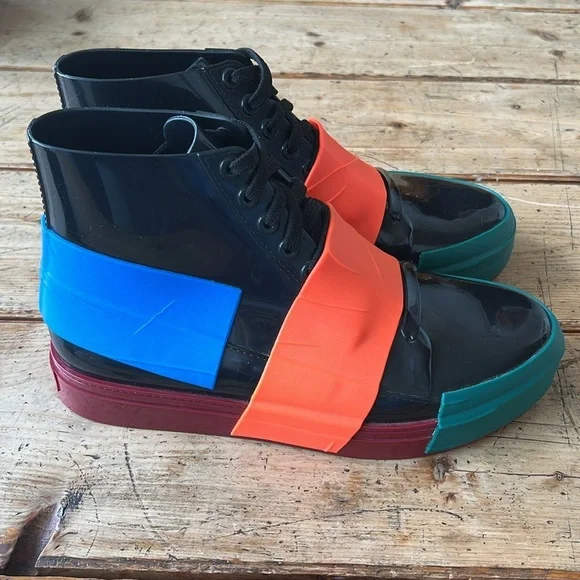 Melissa Crew High Top Sneakers - Picture 5 of 11